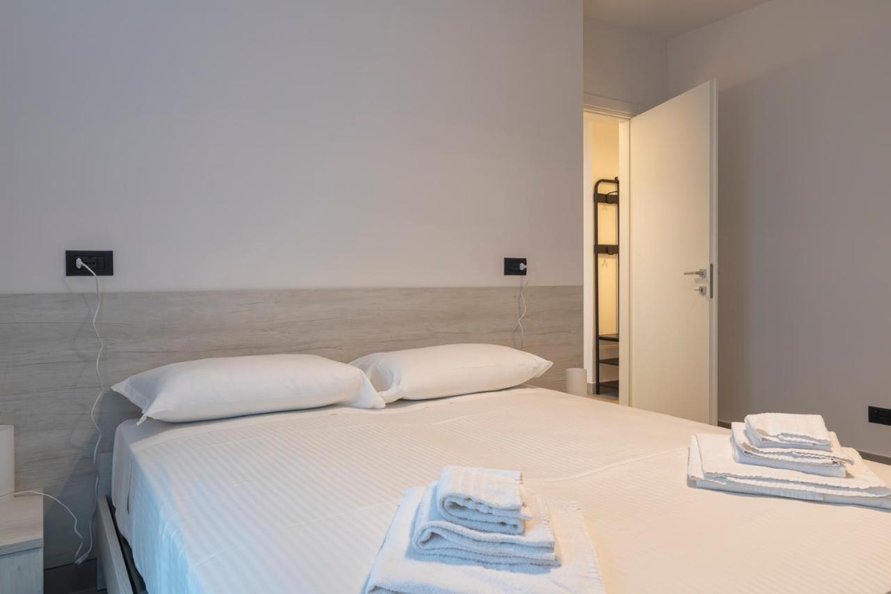 페로 Joivy Calm Flat With Balcony 아파트 외부 사진